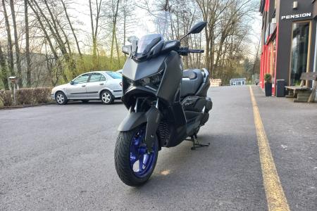 Yamaha Zlín XMAX 300