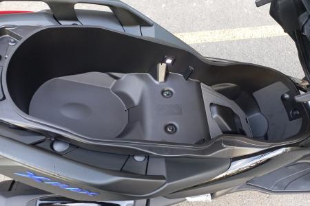 Yamaha Zlín XMAX 300