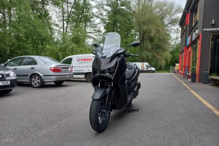 Yamaha Zlín XMAX 300 Tech Max
