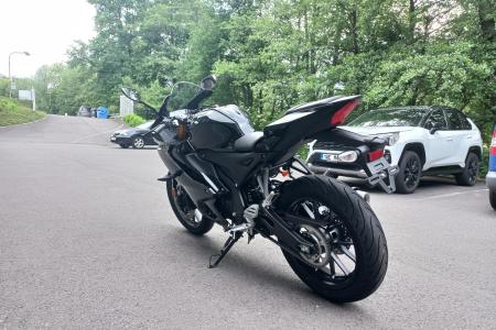 Yamaha Zlín YZF-R125