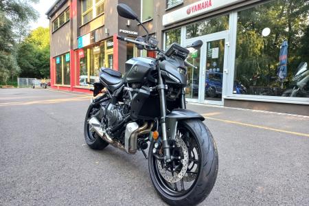 Yamaha Zlín MT-07