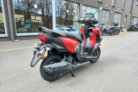 Yamaha Zlín RayZR 125