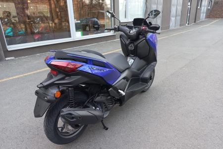 Yamaha Zlín XMAX 125