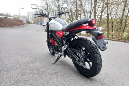 Yamaha Zlín XSR125
