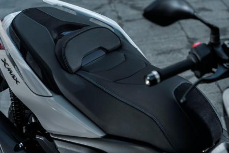 Yamaha Zlín XMAX 125 TECH MAX