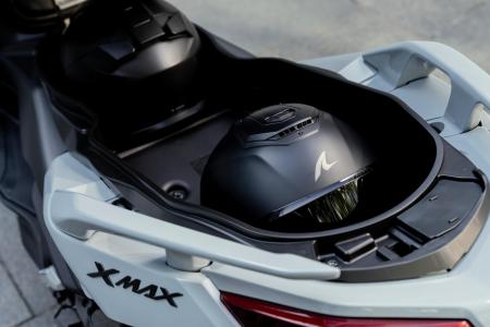 Yamaha Zlín XMAX 125 TECH MAX
