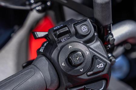 Yamaha Zlín Tracer 9