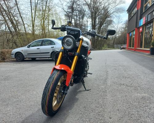 Yamaha Zlín XSR900 předváděcí