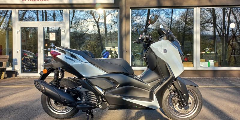 Yamaha Zlín XMAX 125 Tech Max